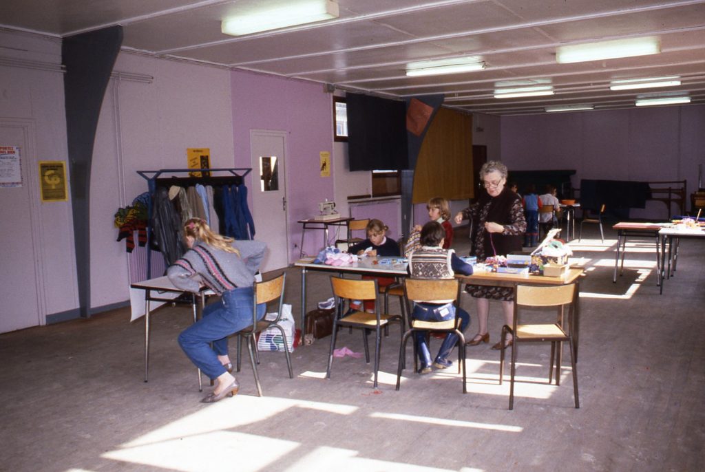 img090